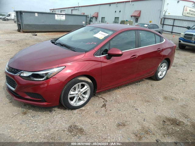 Chevrolet CRUZE LT 2018 1G1BE5SM9J7221766 Image 2