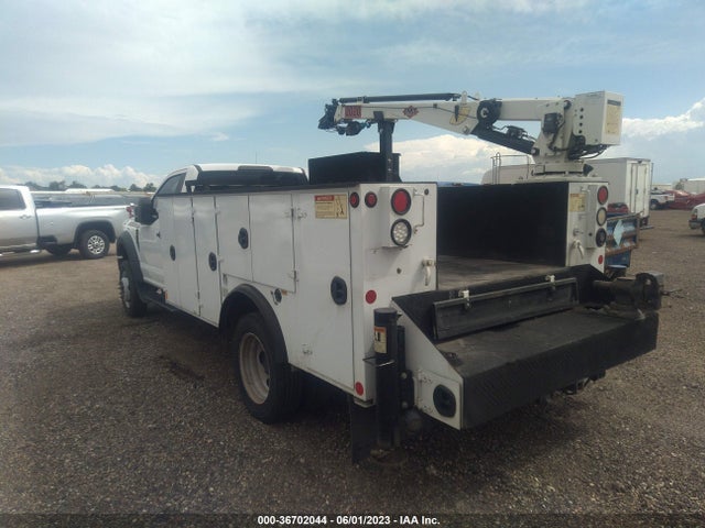 2018 Ford F-550, VIN: 1FDUF5GYXJDA00988