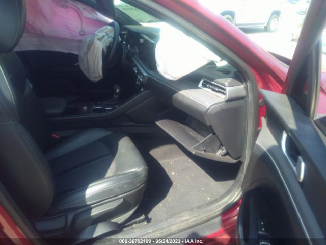 5XXG64J23NG098192 KIA K5 Gt-line