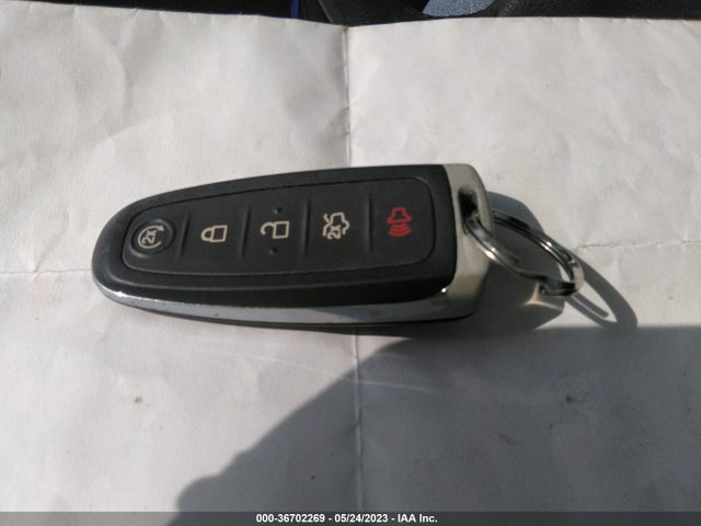 2014 FORD FOCUS TITANIUM VIN: 1FADP3J24EL138022