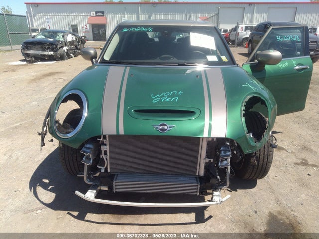 2022 Mini Clubman, VIN: WMWXJ1C00N2R52292