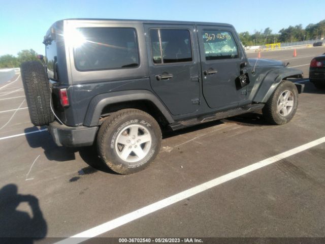 1C4BJWDG8GL322457 Jeep Wrangler Unlimited Sport