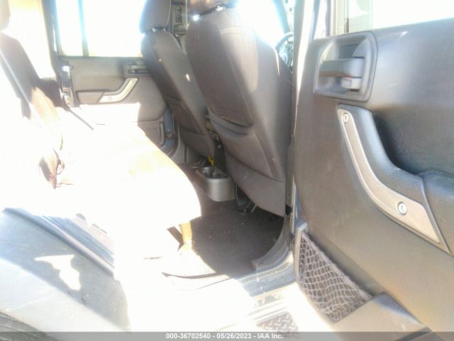 1C4BJWDG8GL322457 Jeep Wrangler Unlimited Sport