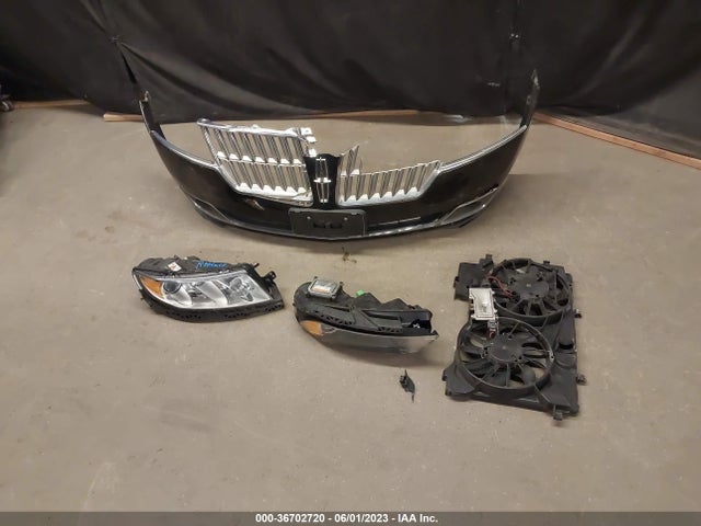2011 LINCOLN MKZ VIN: 3LNHL2GC7BR756154