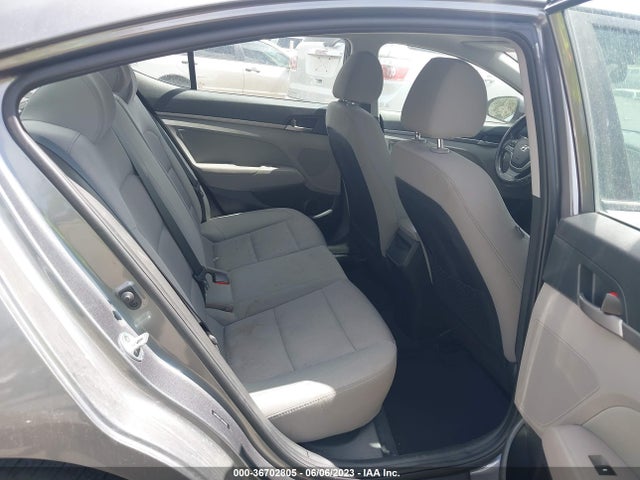 Hyundai Elantra Value Edition 2018 5NPD84LF7JH292462 Image 10