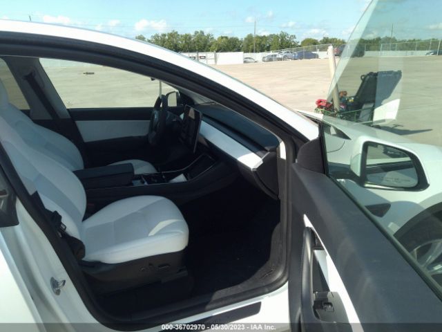 5YJYGDEE7MF104163 Tesla Model Y Long Range