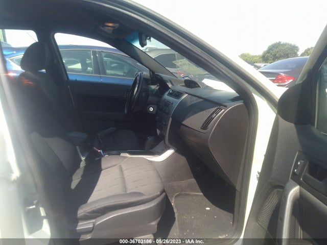 2011 FORD FOCUS SE VIN: 1FAHP3FN0BW116310