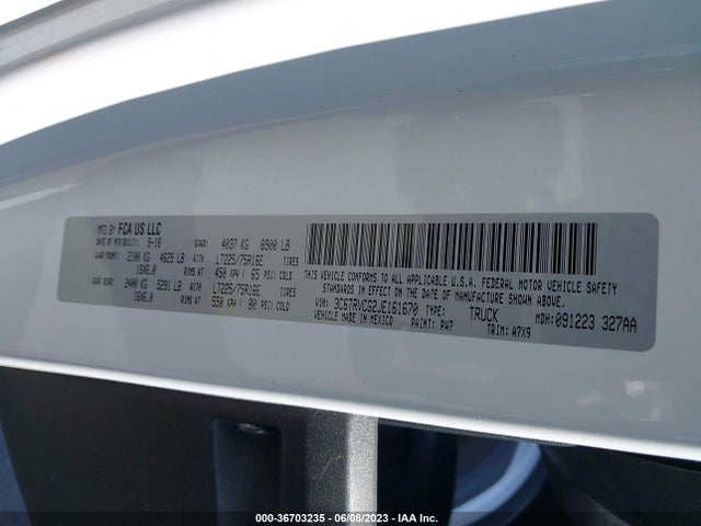 3C6TRVCG2JE161670 RAM Promaster Cargo Van