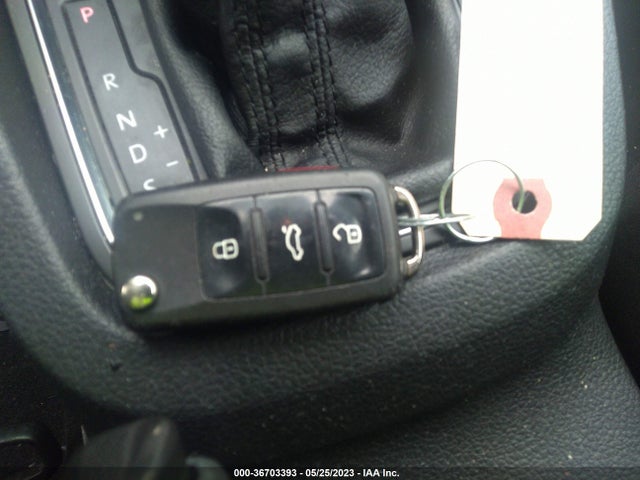 3VW2K7AJ8FM231170 Volkswagen Jetta Sedan 2.0l S W/technology