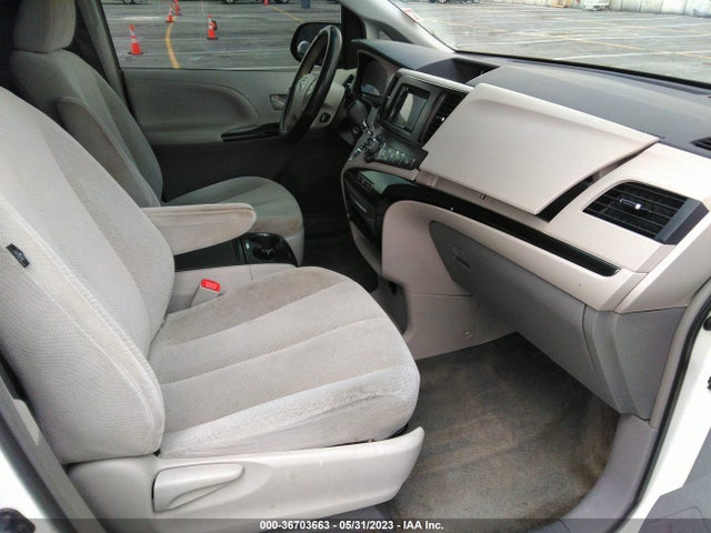 Toyota SIENNA LE 2014 5TDKK3DC2ES482130 Image 5