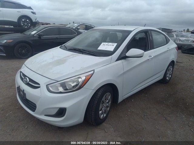 Hyundai ACCENT SE 2017 KMHCT4AE6HU372044 Image 2