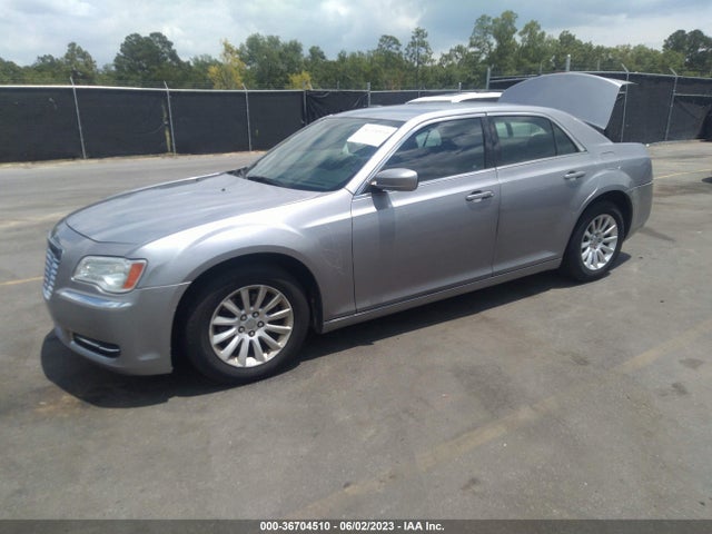 2C3CCAAG2EH335998 Chrysler 300