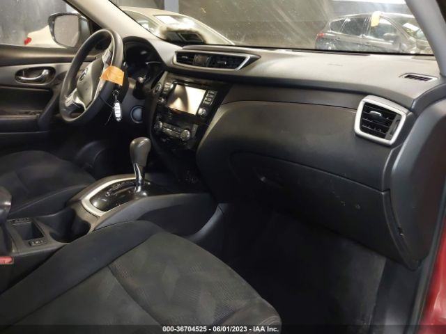 JN8AT2MV7GW135114 Nissan ROGUE SV