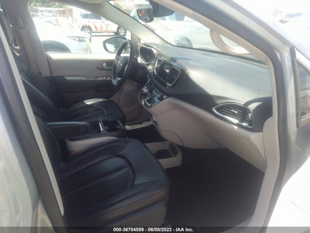2C4RC1DG7MR520607 Chrysler Voyager Lxi