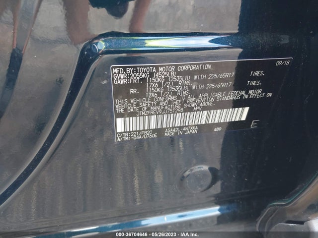 2018 TOYOTA RAV4 LE VIN: JTMZFREV9JJ751298