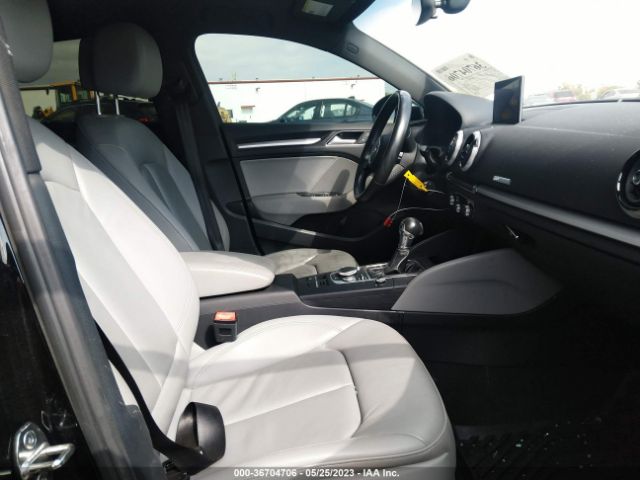 WAUAUGFF4H1037939 - 2017 Audi a3 premium - #null