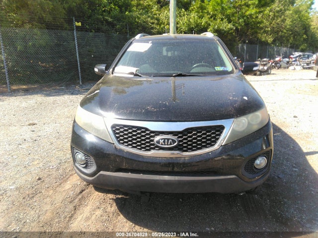 2011 KIA SORENTO EX VIN: 5XYKUDA2XBG051846
