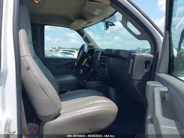 Chevrolet EXPRESS CARGO VAN 2021 1GCWGBFP5M1222393 Image 5