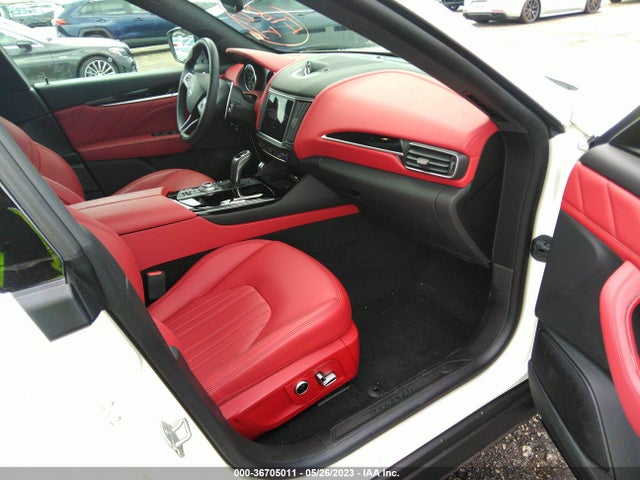 2022 Maserati Levante, VIN: ZN661XUA7NX407152
