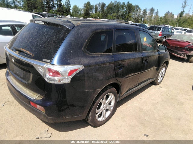 JA4AZ3A3XEZ014943 Mitsubishi Outlander Se