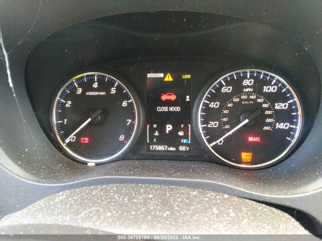 JA4AZ3A3XEZ014943 Mitsubishi Outlander Se
