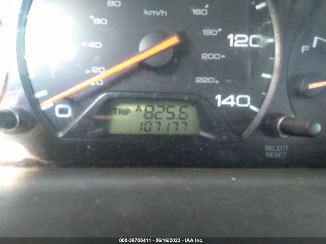 2002 HONDA ODYSSEY EX-L W/DVD/LEATHER VIN: 5FNRL18042B022807