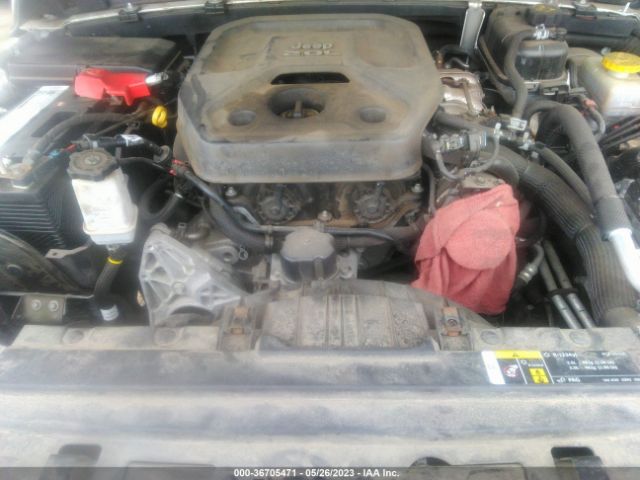 1C4HJXDN8JW200296 Jeep Wrangler Unlimited Sport S