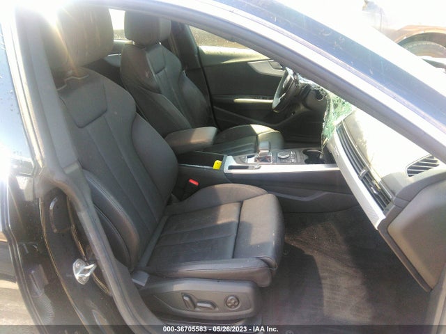 WAUDNCF5XKA070283 Audi A5 Sportback Premium
