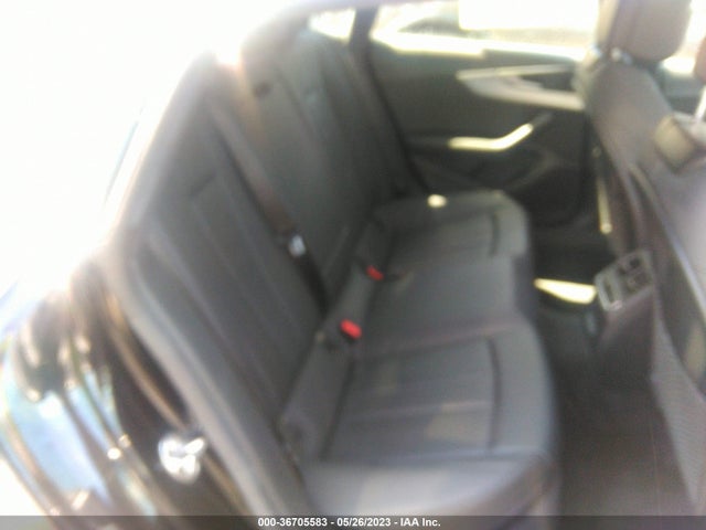 WAUDNCF5XKA070283 Audi A5 Sportback Premium