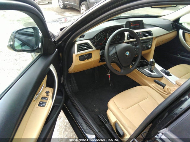 BMW 320i 2018 WBA8E1G54JNU92187 Image 5