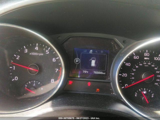 KNDMB5C18H6339207 KIA SEDONA LX