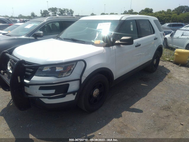 Ford UTILITY POLICE 2016 1FM5K8AR9GGA78222 Image 2