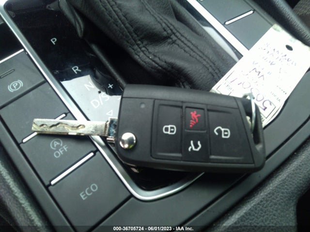 3VWCB7BU3LM070008 Volkswagen Jetta S/se/r-line