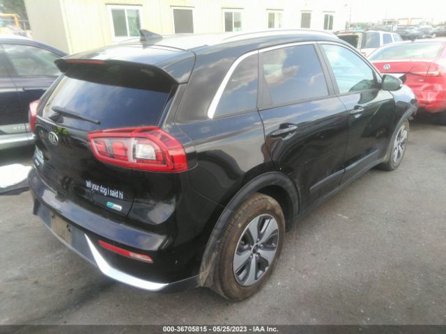 KNDCC3LC3H5077035 KIA NIRO EX