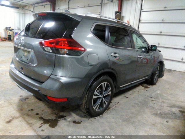 JN8AT2MT9JW453676 Nissan Rogue Sl