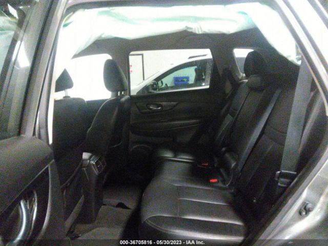 JN8AT2MT9JW453676 Nissan Rogue Sl