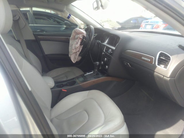 WAUBFAFL2GN010876 Audi A4 PREMIUM
