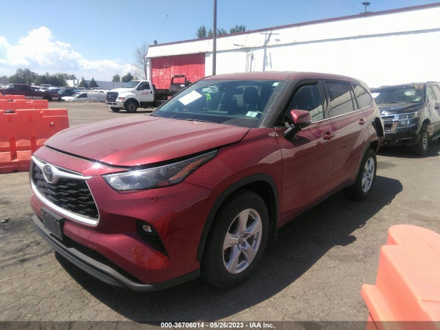 Toyota Highlander Le 2022 5TDBZRBH1NS176999 Image 2