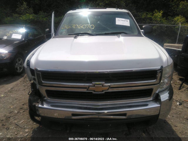 2009 CHEVROLET SILVERADO 2500HD WORK TRUCK VIN: 1GCHK44K09E126830