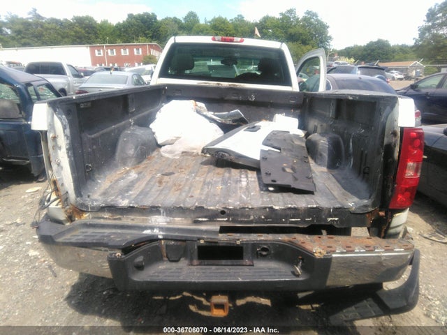 2009 CHEVROLET SILVERADO 2500HD WORK TRUCK VIN: 1GCHK44K09E126830