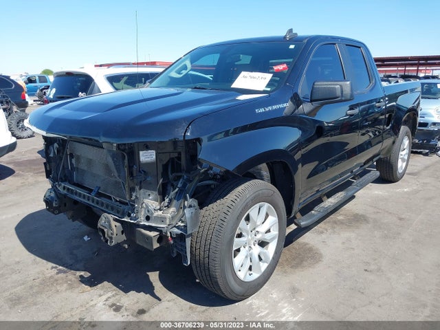 Chevrolet Silverado 1500 Custom 2020 1GCRWBEF8LZ372541 Image 2