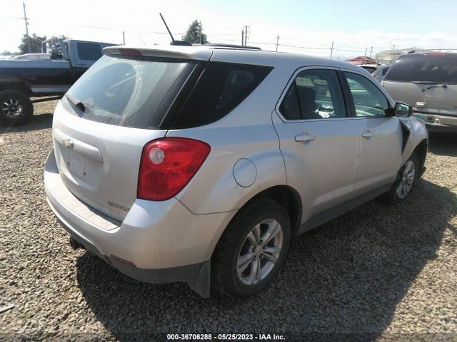 Chevrolet EQUINOX LS 2015 1GNALAEK8FZ115002 Image 4