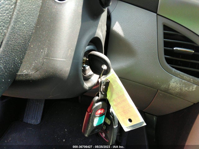 2013 HYUNDAI ELANTRA GLS VIN: KMHDH4AEXDU536007