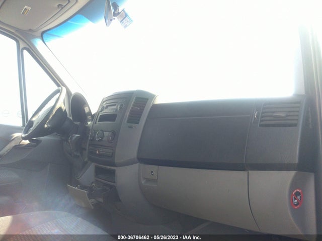 2007 DODGE SPRINTER VIN: WD0PE845X75210128