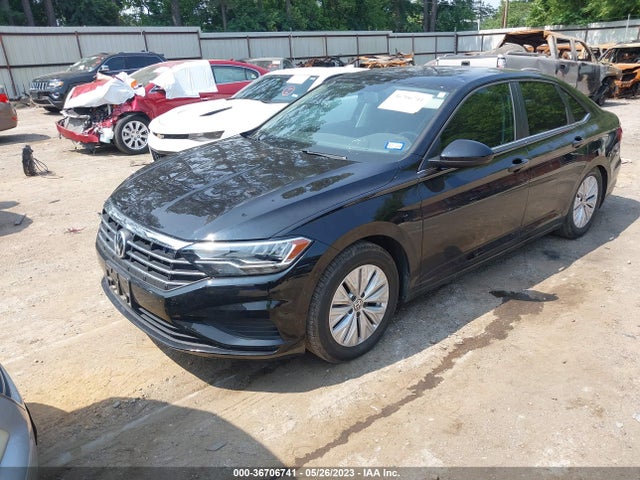 3VWN57BU1KM007018 Volkswagen JETTA S