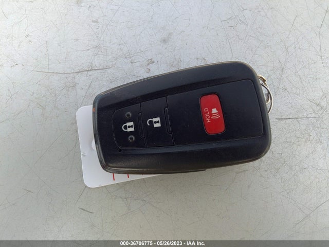 Toyota Prius L 2021 JTDKAMFU3M3147585 Image 3