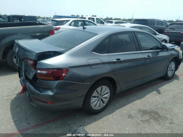 3VWC57BU1KM105215 Volkswagen Jetta S/se/r-line
