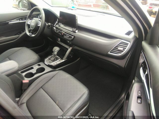 KNDETCA20P7434807 KIA Seltos Sx