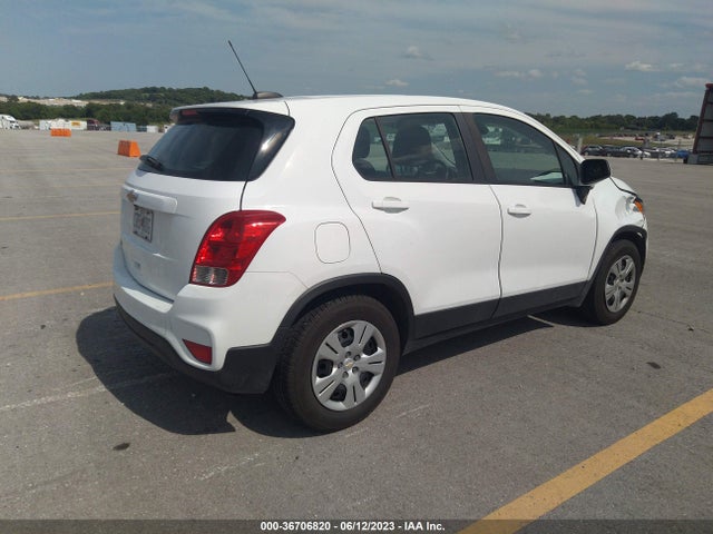 Chevrolet TRAX LS 2018 KL7CJKSB1JB699923 Image 4