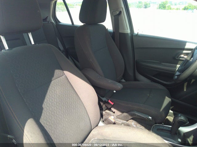 Chevrolet TRAX LS 2018 KL7CJKSB1JB699923 Image 5